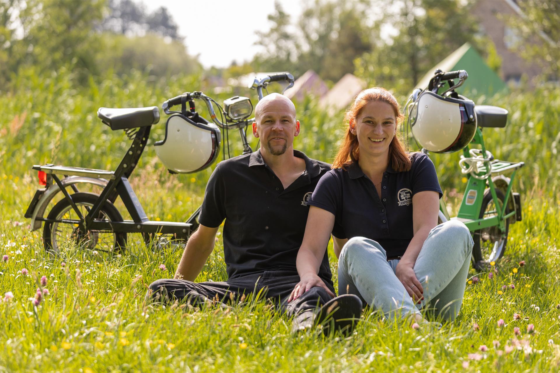 Kempentours ontstond vanuit een liefde voor oude Solexen en het plezier dat ze brengen.